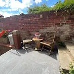 4 Bed In Oc-w1036