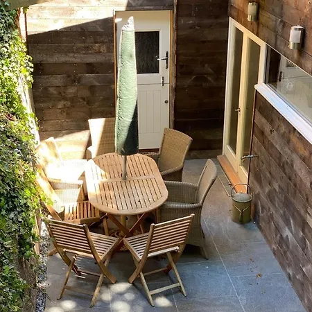 4 Bed In Oc-w1036