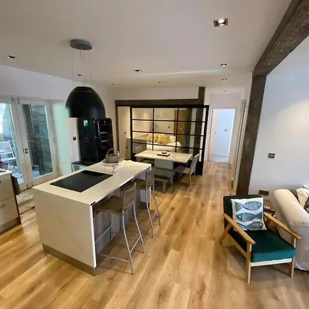 4 Bed In Oc-w1036 *