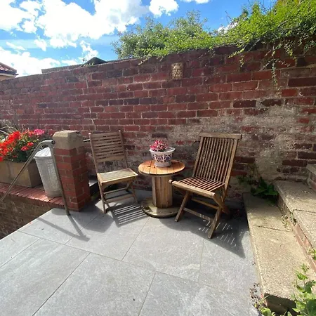 4 Bed In Oc-w1036